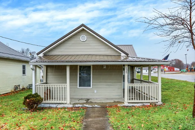 $179,000 | 220 East Mulberry Street, Morgantown, IN 46160