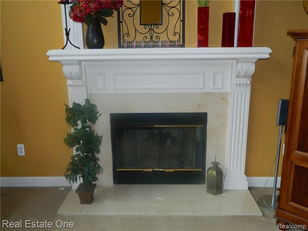 1053 Seville Road Rochester Hills, MI 48309 - Photo 24 of 66