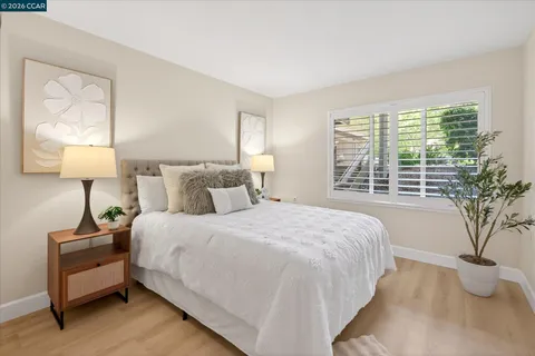 $578,800 | 3410 Tice Creek Drive, Unit 2, Walnut Creek, CA 94595