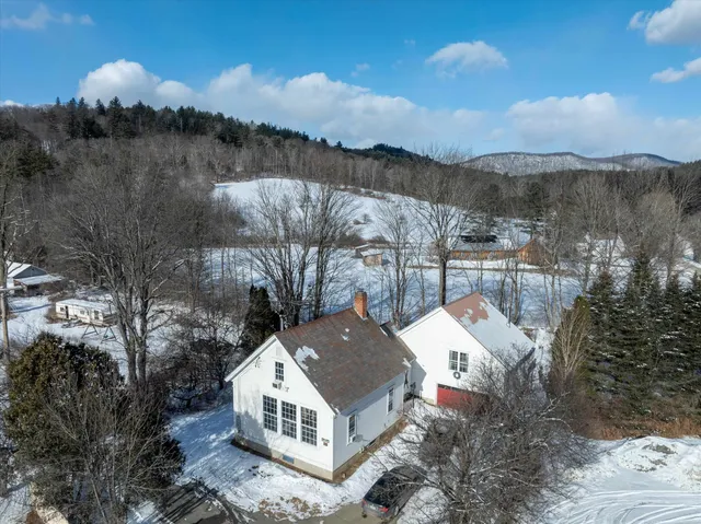 $399,000 | 3466 Highway 103, Chester, VT 05143