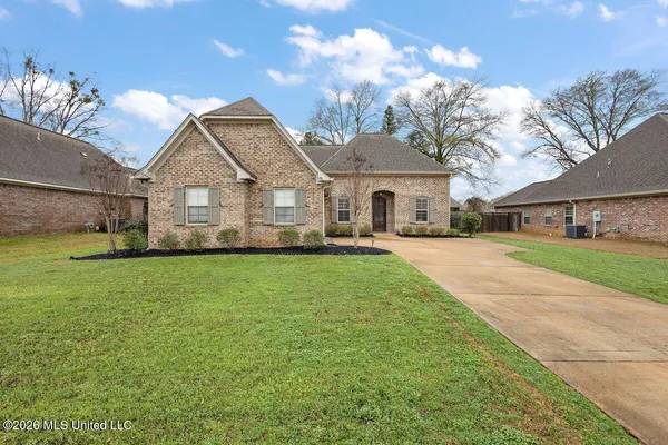 $350,000 | 150 Sweetbriar Circle, Canton, MS 39046