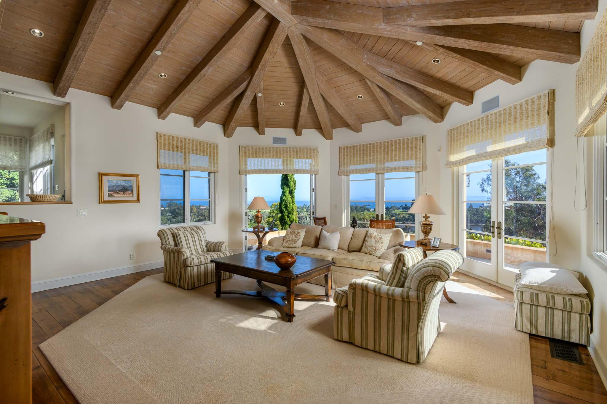 141 Rametto Road Santa Barbara, CA 93108 - Photo 10 of 44 FamilyRoom