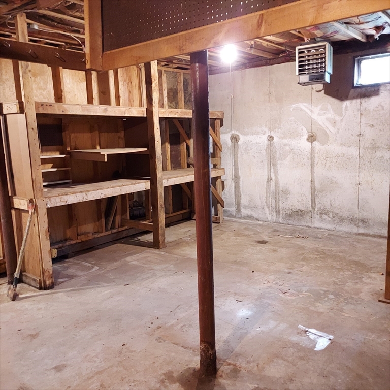 1075 West Brookfield Road New Braintree, MA 01531 - Photo 32 of 42