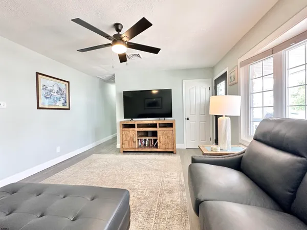 $2,500 | 117 Lincoln Drive, Brigantine, NJ 08203