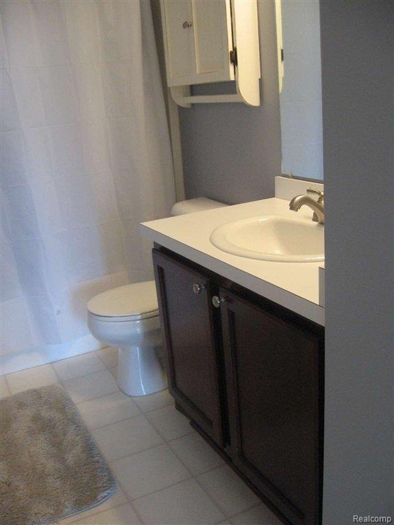 2715 Laurel Ridge Lane Howell, MI 48843 - Photo 10 of 16 img12.1337304312.jpg