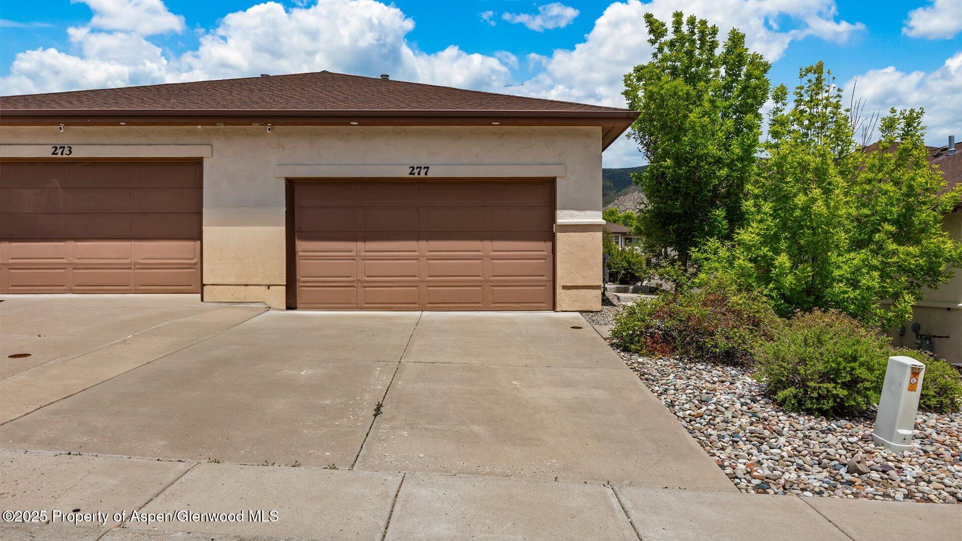 277 Castle Ridge Drive New Castle, CO 81647 - Photo 2 of 31 01-277 Castle Ridge Dr-1