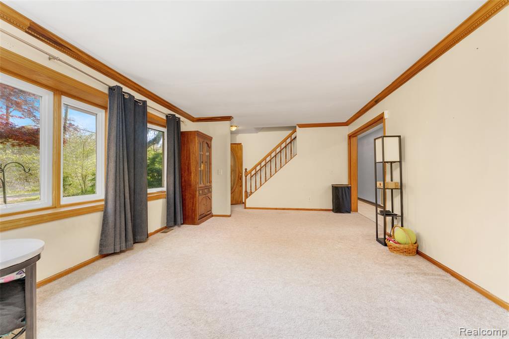6879 Crofoot Road Fowlerville, MI 48836 - Photo 5 of 35