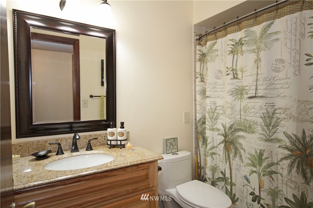 11838 Southeast 188th Street Renton, WA 98058 - Photo 12 of 25 Gallery Image 12