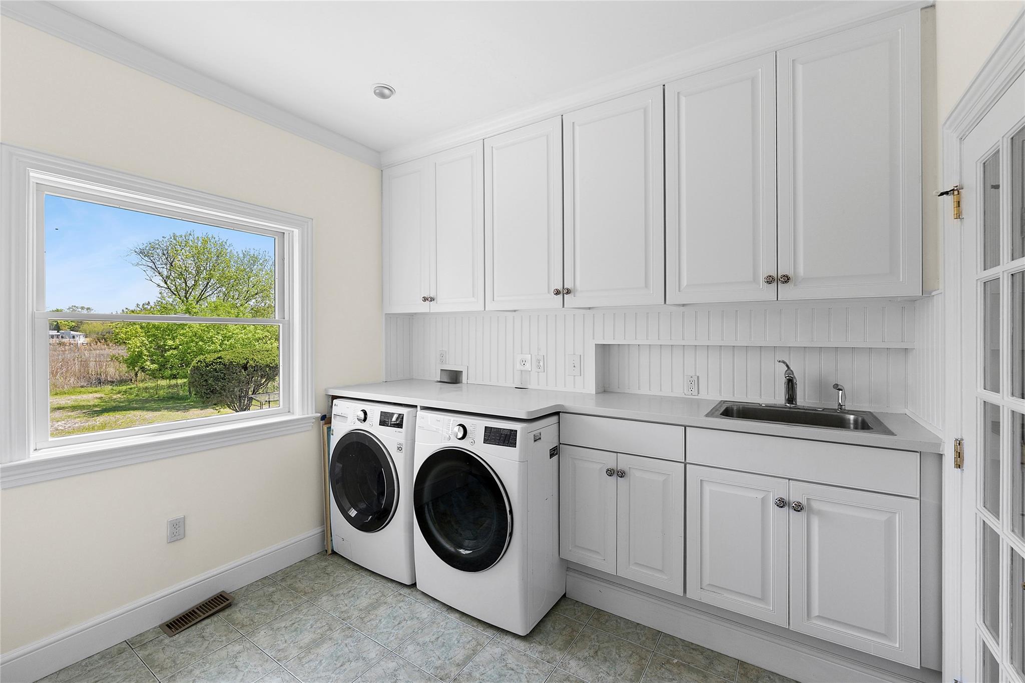 14 South Country Road Westhampton, NY 11977 - Photo 19 of 26