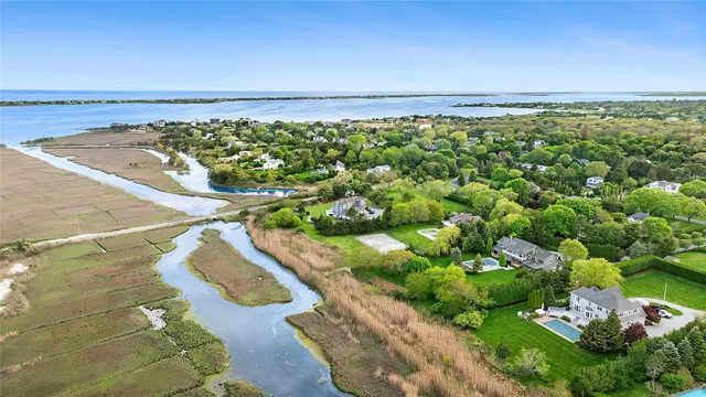 $2,375,000 | 14 South Country Road, Westhampton, NY 11977