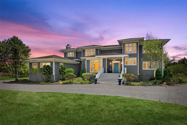 $2,375,000 | 14 South Country Road, Westhampton, NY 11977