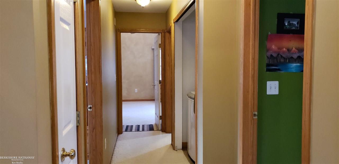 9078 Brandon Road Avoca, MI 48006 - Photo 7 of 11 31369941-6.JPG