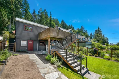$1,375,000 | 221 North Garden Street, Bellingham, WA 98225