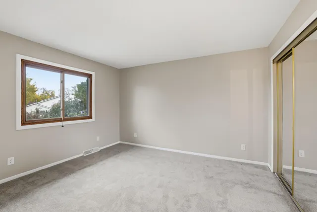 $339,900 | 2824 84th Avenue North, Brooklyn Park, MN 55444