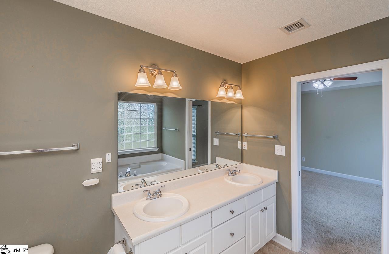 376 Split Oak Lane Inman, SC 29349 - Photo 8 of 21