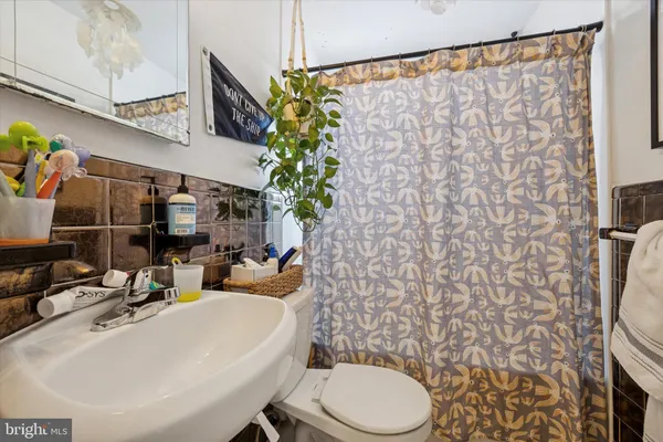 $2,900 | 2210 Bradmoor Road, Wilmington, DE 19803