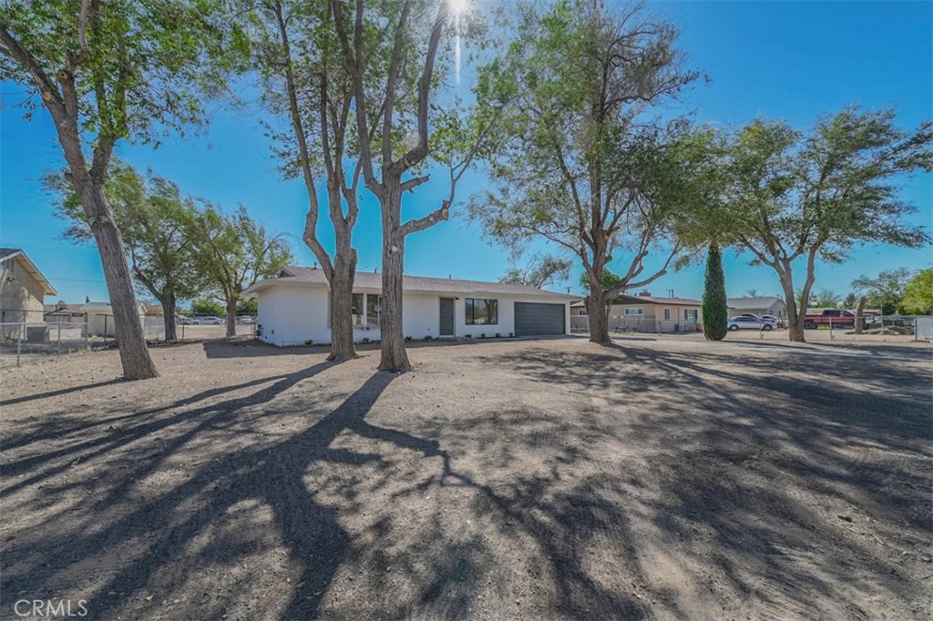 13193 Algonquin Road Apple Valley, CA 92308 - Photo 1 of 1 Gallery Image 1