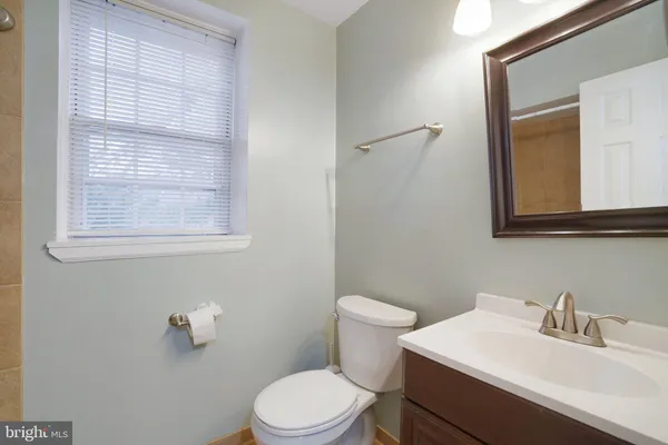 $299,000 | 2966 South Columbus Street, Unit B2, Arlington, VA 22206
