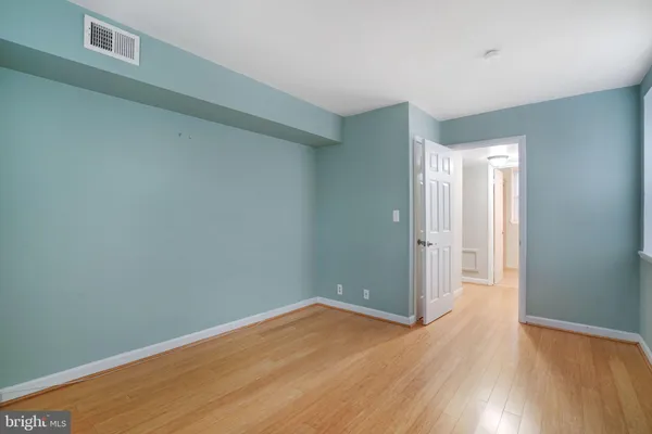 $299,000 | 2966 South Columbus Street, Unit B2, Arlington, VA 22206