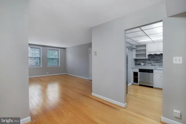 $299,000 | 2966 South Columbus Street, Unit B2, Arlington, VA 22206