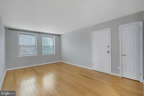 $299,000 | 2966 South Columbus Street, Unit B2, Arlington, VA 22206