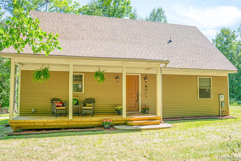 2580 Long Lake Road Lapeer, MI 48446 - Photo 8 of 79 Gallery Image 8