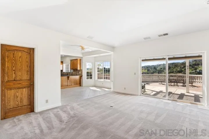 4417 Fallsbrae Road Fallbrook, CA 92028 - Photo 17 of 48