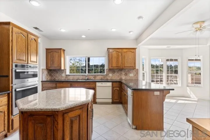 4417 Fallsbrae Road Fallbrook, CA 92028 - Photo 20 of 48