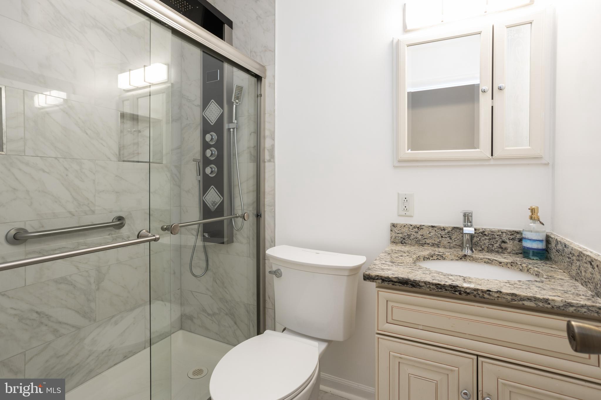 16121 Kenny Road Laurel, MD 20707 - Photo 19 of 53 upper full bathroom