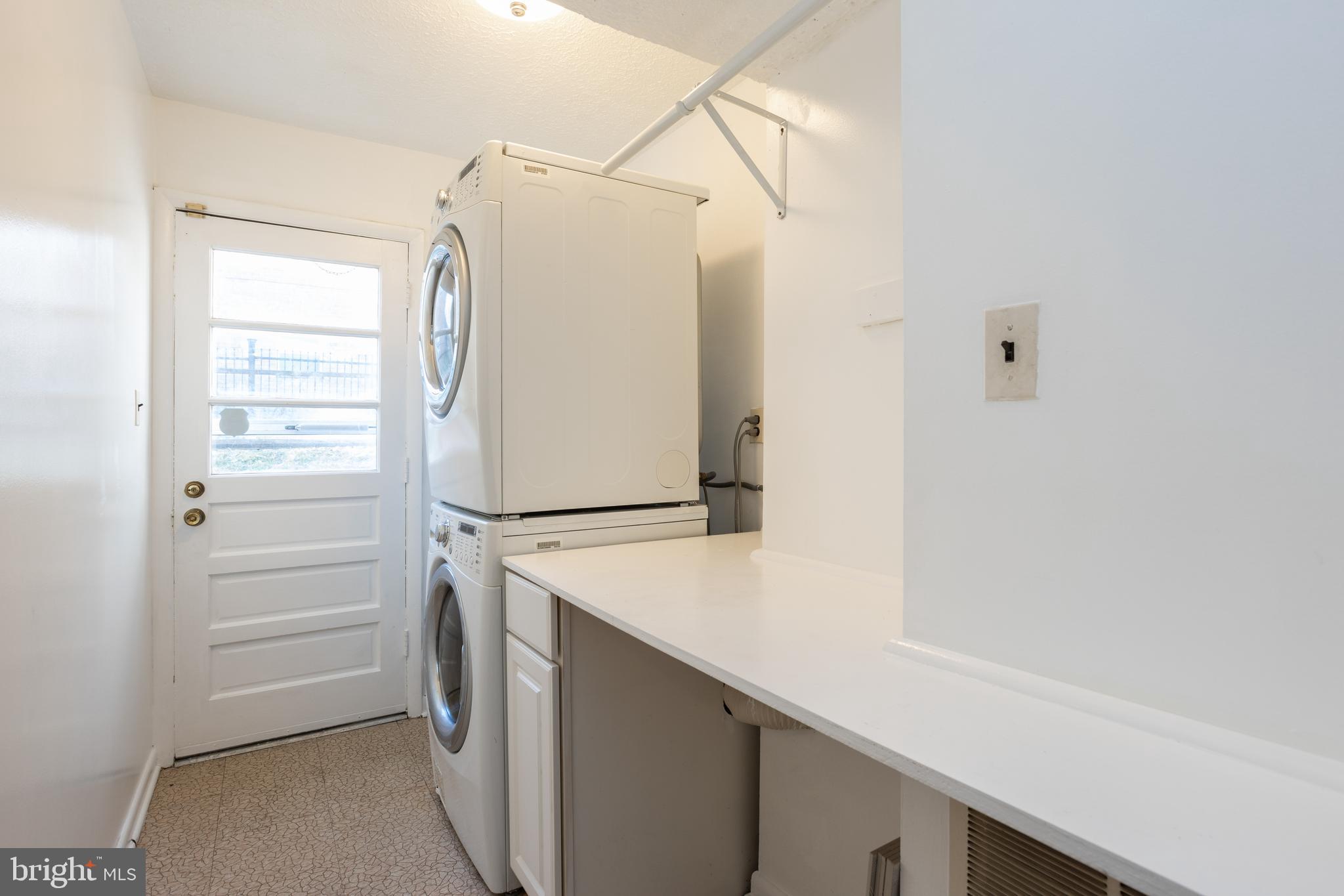 16121 Kenny Road Laurel, MD 20707 - Photo 34 of 53 laundry room