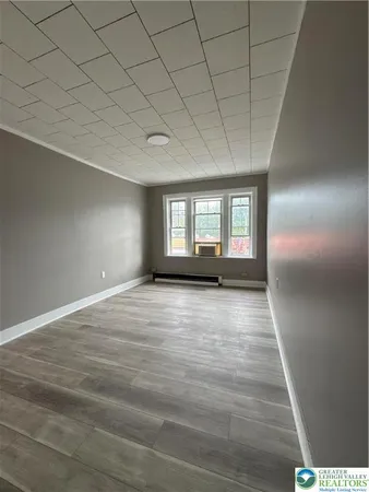 $1,295 | 1222 Main Street, Unit 3, Northampton, PA 18067