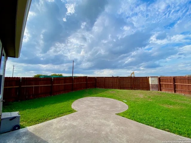 $1,845 | 142 Landing Lane, New Braunfels, TX 78130