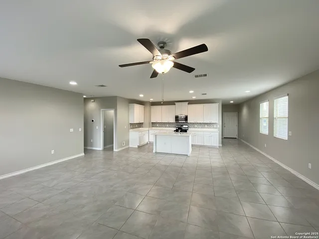 $1,845 | 142 Landing Lane, New Braunfels, TX 78130