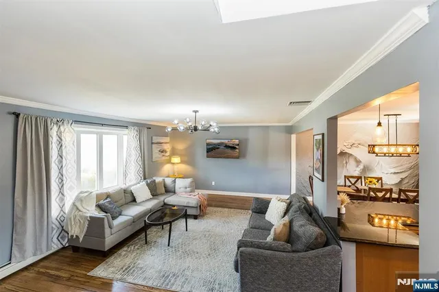 $749,000 | 179 Grove Avenue, Verona, NJ 07044