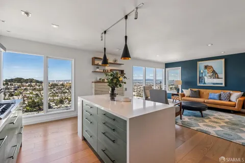 $695,000 | 160 Graystone Terrace, Unit 9, San Francisco, CA 94114