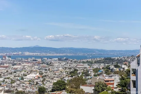 $695,000 | 160 Graystone Terrace, Unit 9, San Francisco, CA 94114
