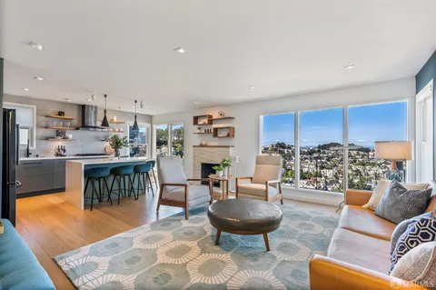 $695,000 | 160 Graystone Terrace, Unit 9, San Francisco, CA 94114