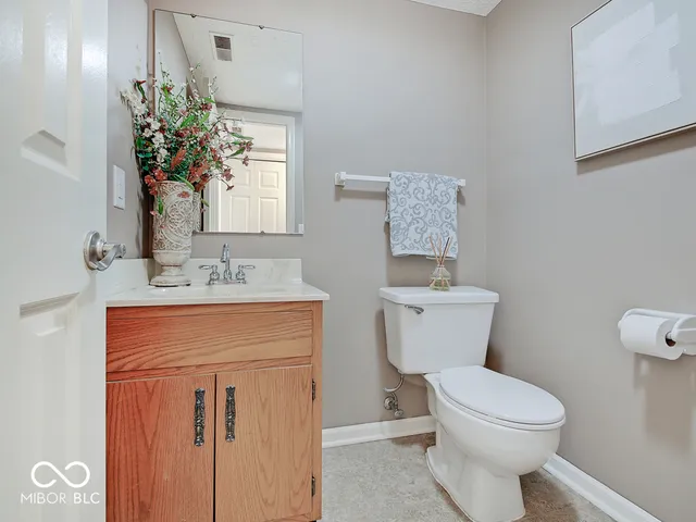 $200,000 | 7424 Castleton Farms N Drive, Indianapolis, IN 46256