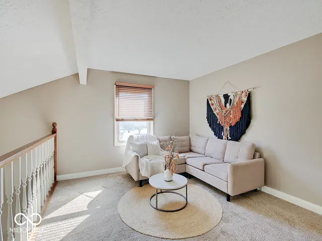 $200,000 | 7424 Castleton Farms N Drive, Indianapolis, IN 46256