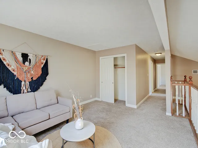 $200,000 | 7424 Castleton Farms N Drive, Indianapolis, IN 46256