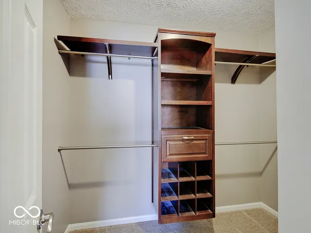 $200,000 | 7424 Castleton Farms N Drive, Indianapolis, IN 46256