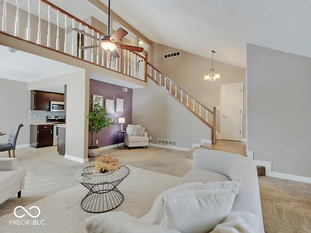 $200,000 | 7424 Castleton Farms N Drive, Indianapolis, IN 46256