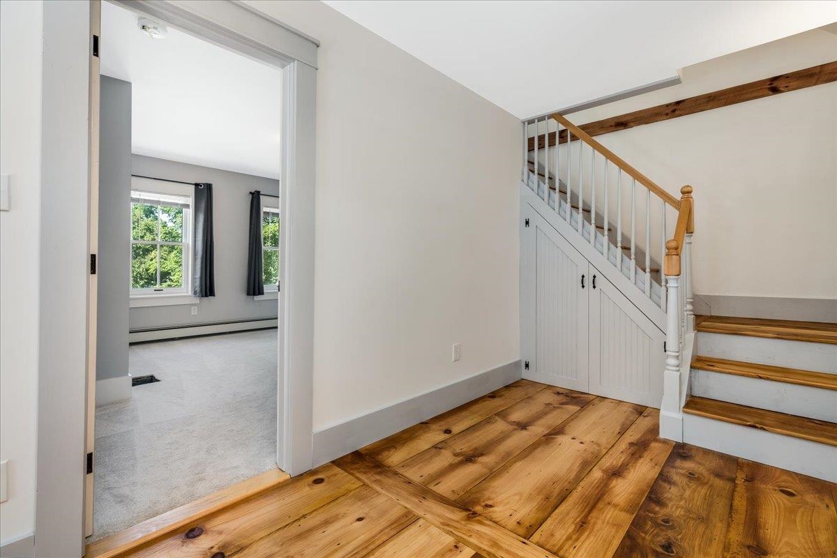 14 Derry Road Chester, NH 03036 - Photo 14 of 40