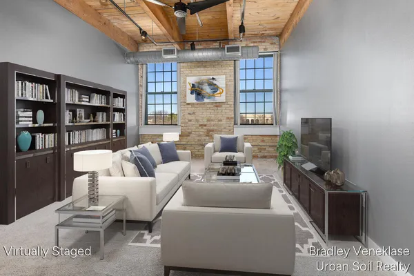 $295,000 | 940 Monroe Avenue Northwest, Unit SUITE 333, Grand Rapids, MI 49503