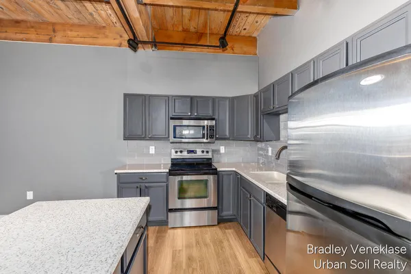 $295,000 | 940 Monroe Avenue Northwest, Unit SUITE 333, Grand Rapids, MI 49503