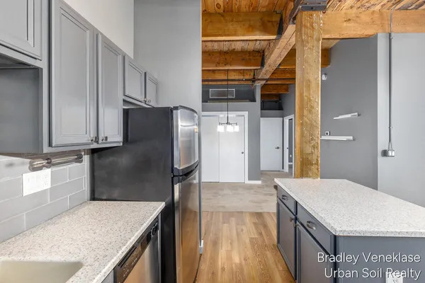 $295,000 | 940 Monroe Avenue Northwest, Unit SUITE 333, Grand Rapids, MI 49503