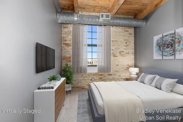 $295,000 | 940 Monroe Avenue Northwest, Unit SUITE 333, Grand Rapids, MI 49503