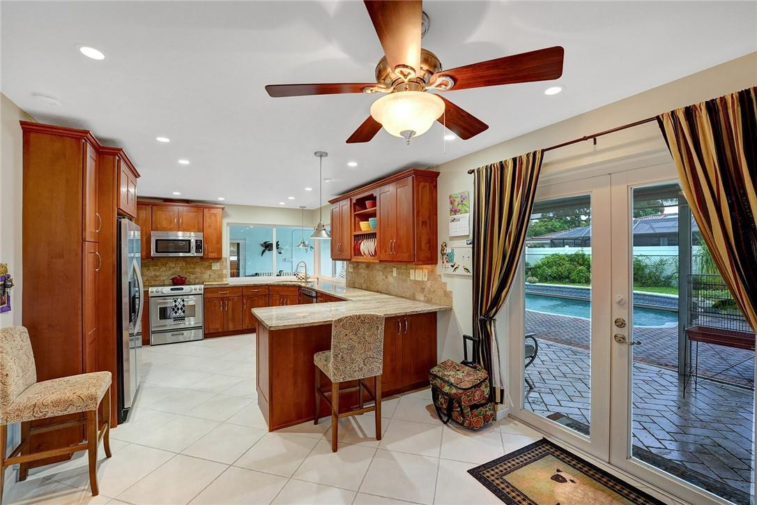 201 Southwest 9th Avenue Boca Raton, FL 33486 - Photo 12 of 33 Photo 12
