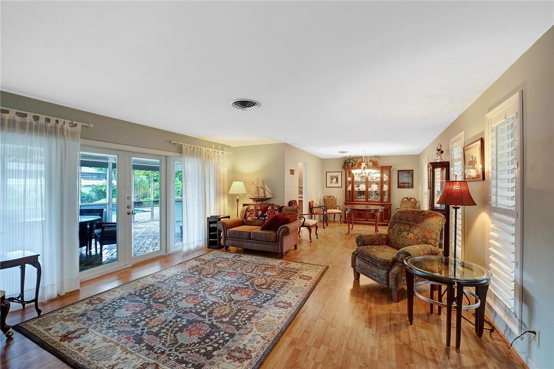 201 Southwest 9th Avenue Boca Raton, FL 33486 - Photo 8 of 33 Photo 8