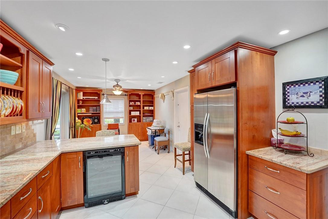 201 Southwest 9th Avenue Boca Raton, FL 33486 - Photo 10 of 33 Photo 10